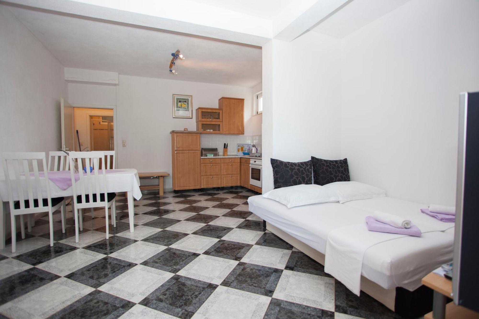 Apartments Damjanovic Makarska Szoba fotó