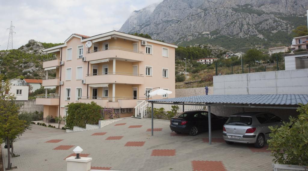 Apartments Damjanovic Makarska Kültér fotó