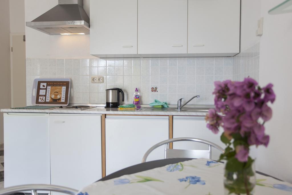 Apartments Damjanovic Makarska Kültér fotó