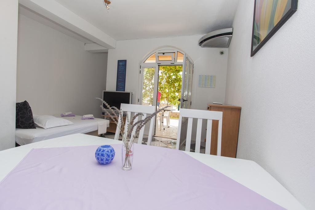 Apartments Damjanovic Makarska Kültér fotó