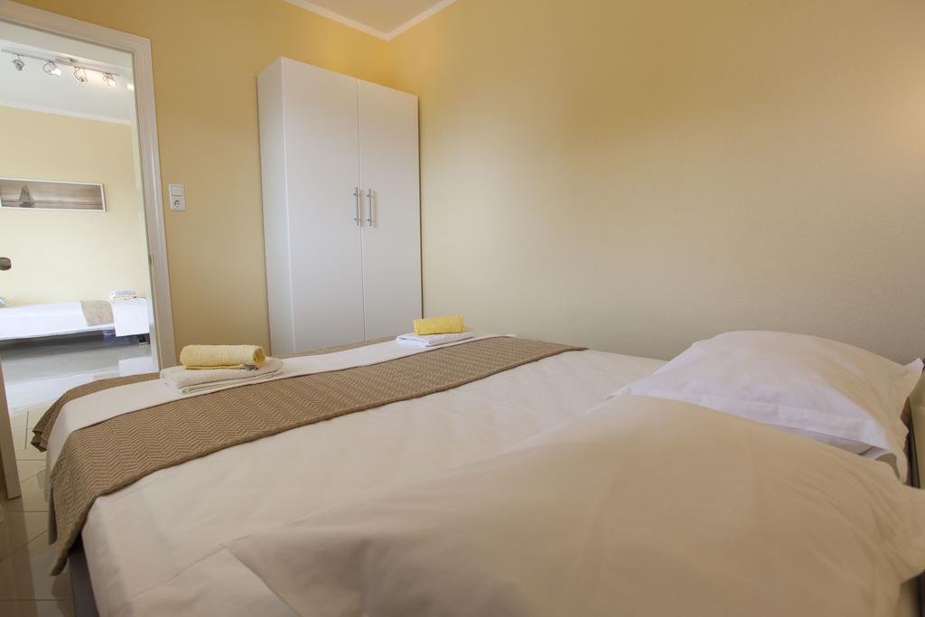 Apartments Damjanovic Makarska Kültér fotó