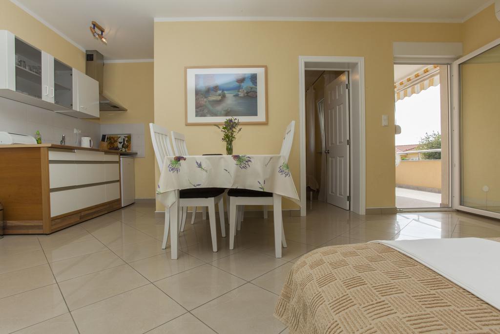 Apartments Damjanovic Makarska Kültér fotó