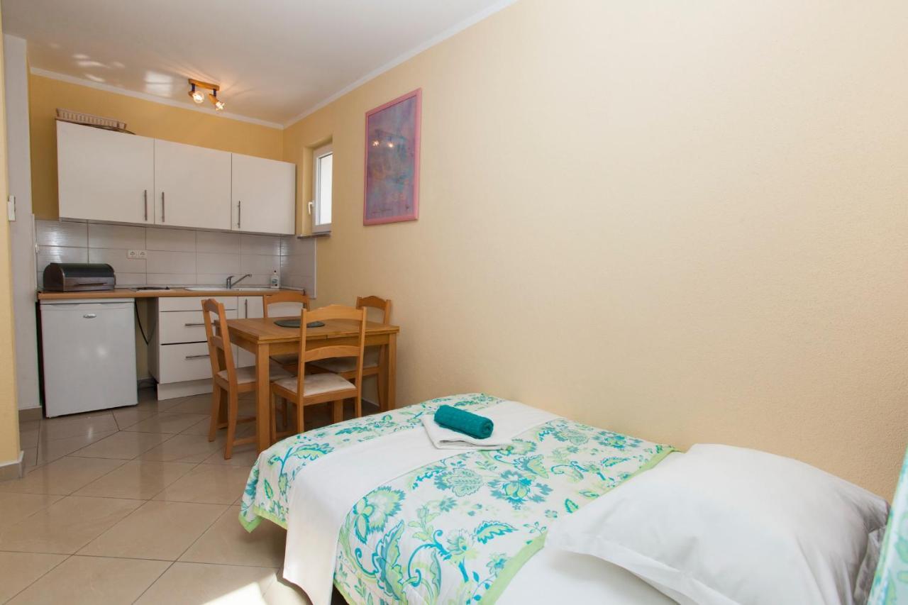 Apartments Damjanovic Makarska Kültér fotó