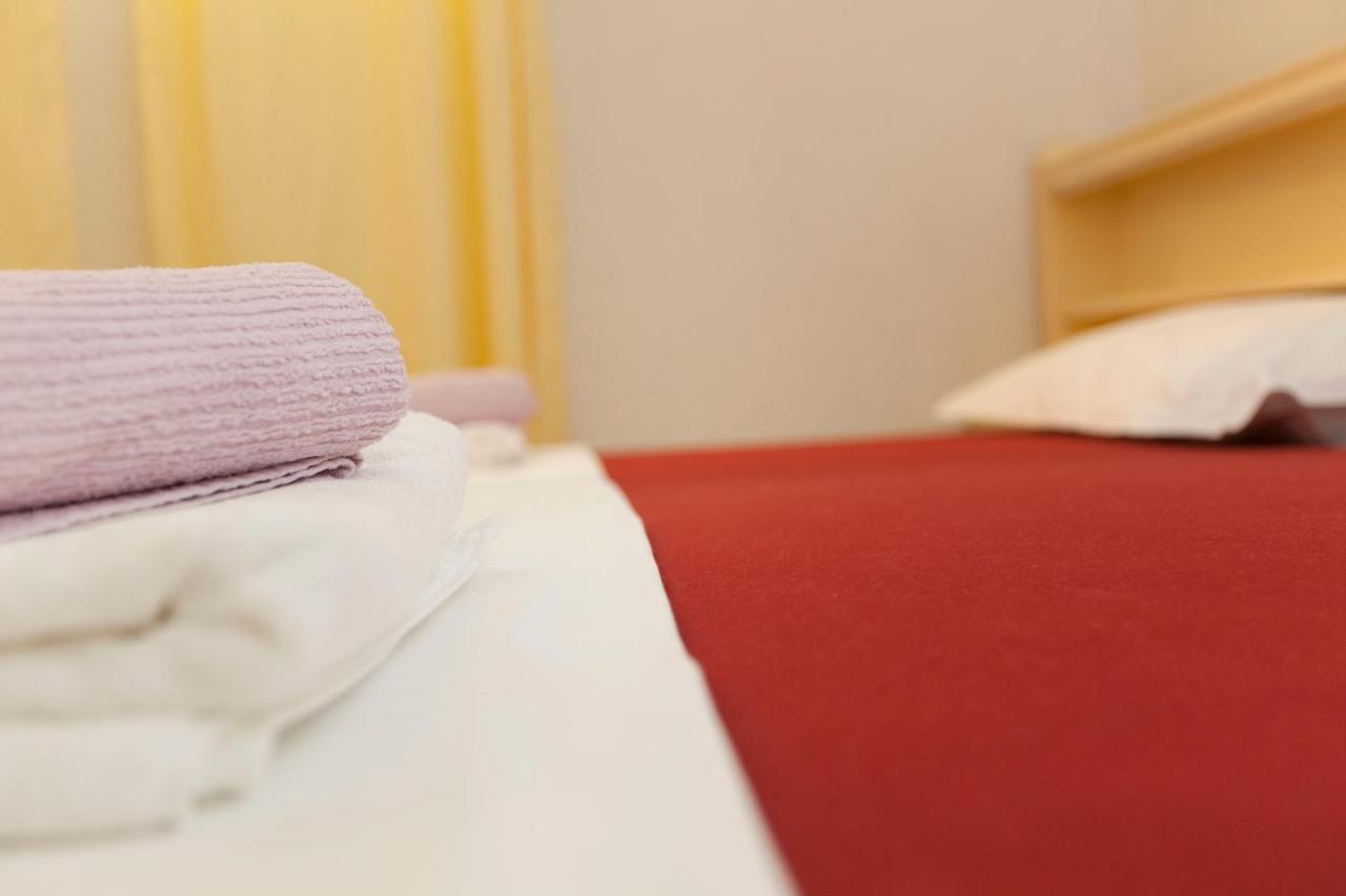 Apartments Damjanovic Makarska Kültér fotó