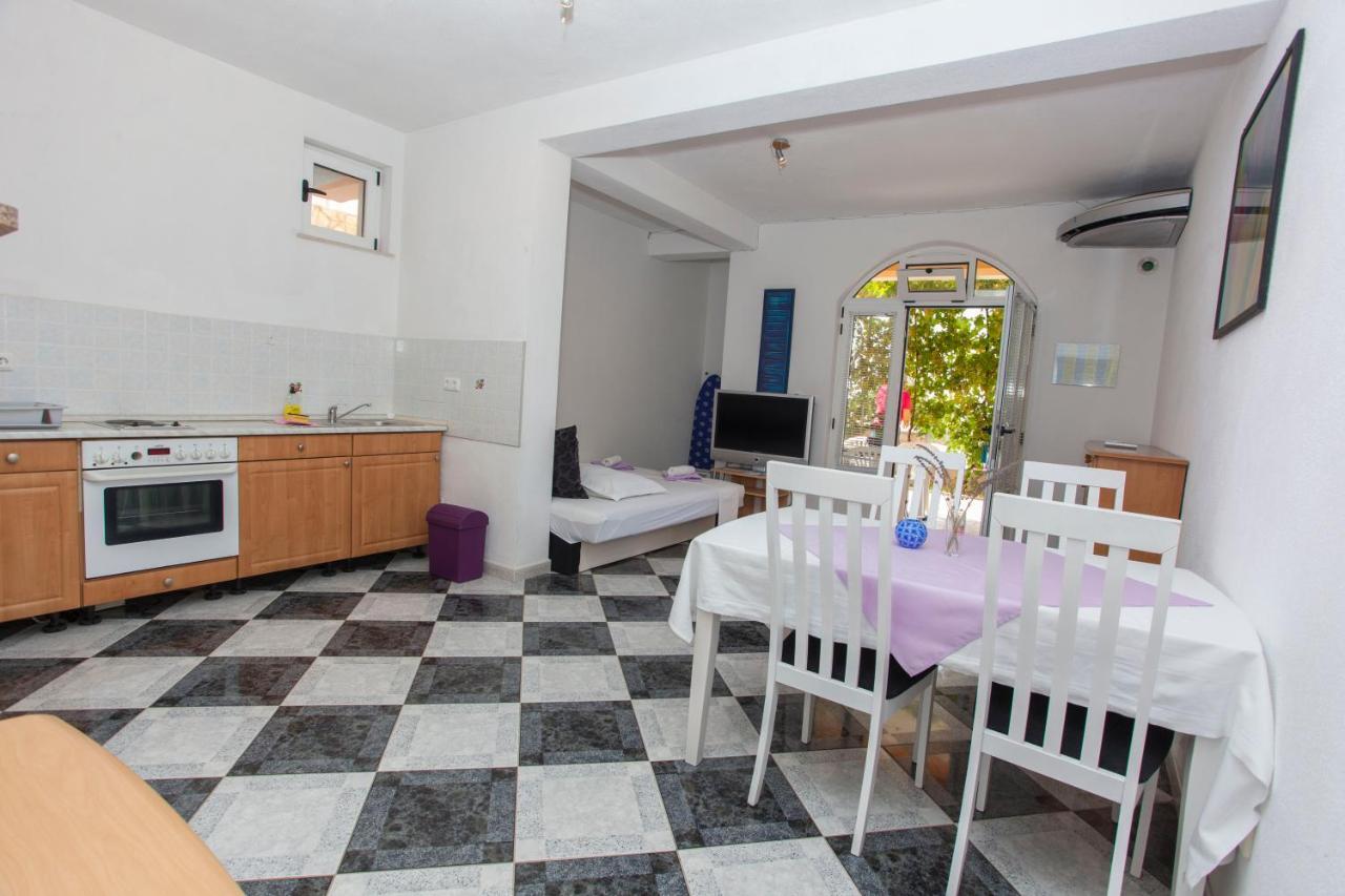 Apartments Damjanovic Makarska Kültér fotó